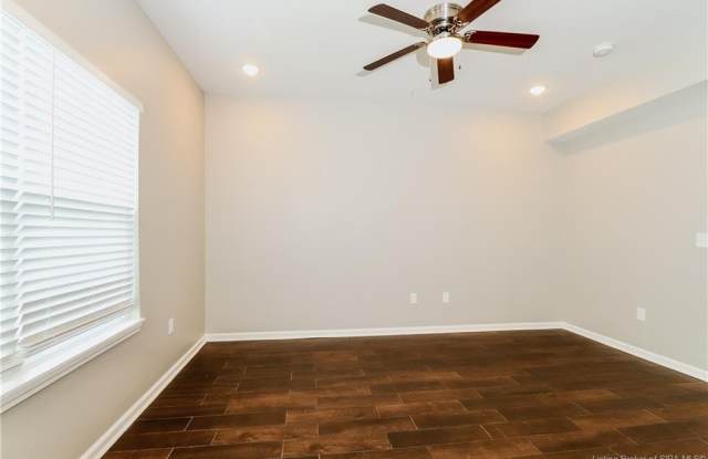 2100 Steamboat Way Gallery 4