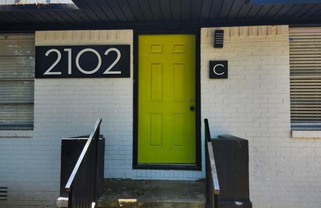 2B/1B Townhome photos photos