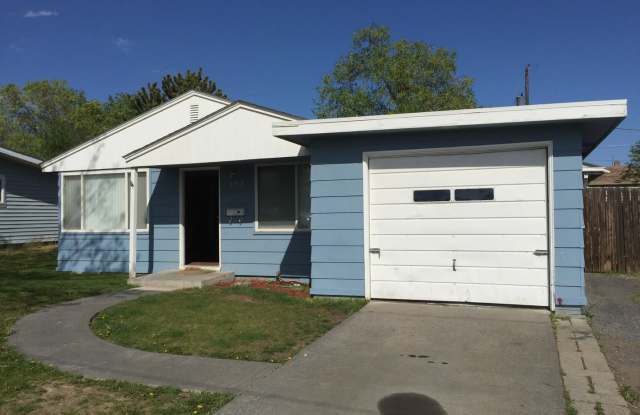 3 Bed 1 Bath Home with garage photos photos 3 Bed 1 Bath Home with garage photos photos