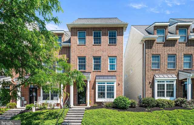 625 W MULBERRY Street photos photos