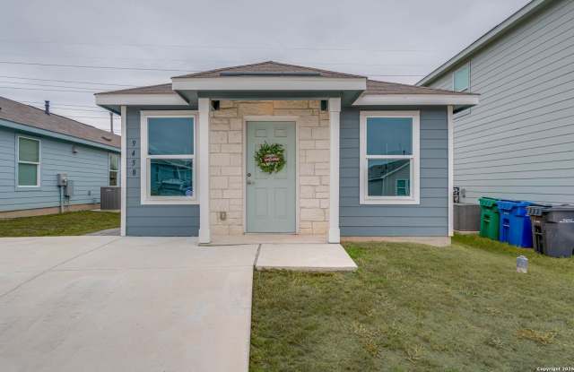 Super cute 3 Bedroom 2 Bath Home Southside San Antonio Area photos photos