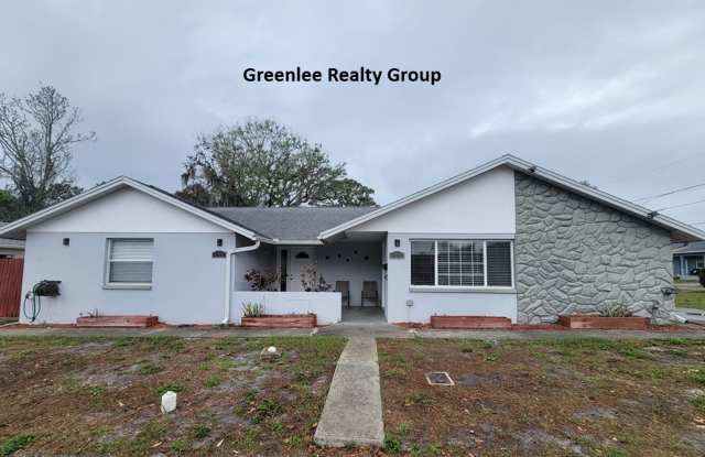 Walk to Downtown New Port Richey – Updated 2 Bed / 1 Bath Duplex! photos photos