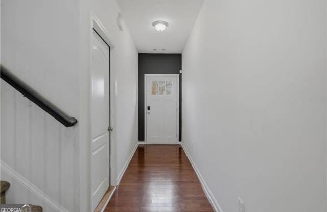 1697 Paxton Lane SW Gallery 4