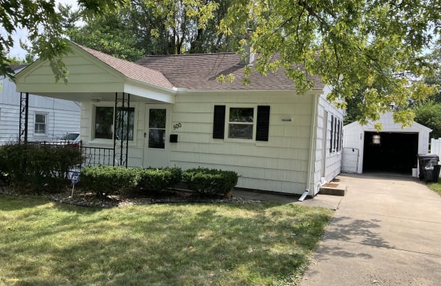 500 West Lakewood Avenue - 500 West Lakewood Avenue, Peoria, IL 61614