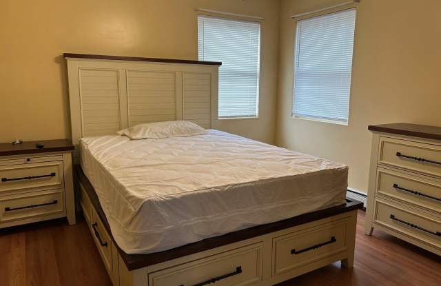 165-15 Foch Boulevard - 165-15 Foch Boulevard, Queens, NY 11434 165-15 Foch Boulevard - 165-15 Foch Boulevard, Queens, NY 11434