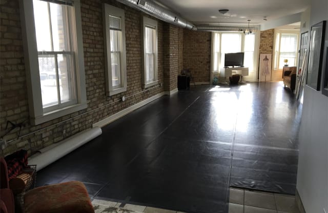 511 Central Ave - 5a&5b - 511 Central Ave NE, Minneapolis, MN 55413