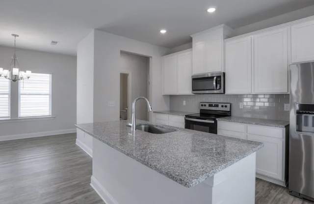 635 Taylor Bend Gallery 3