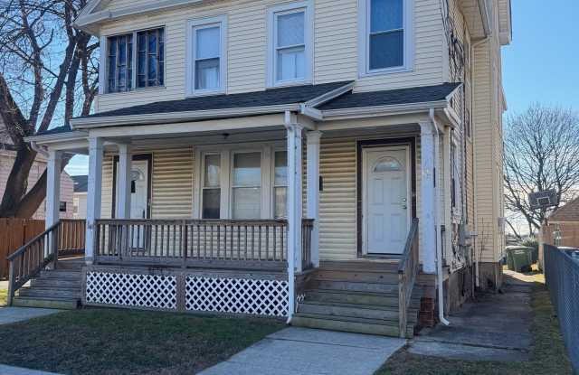 70 Ford Place - 70 Ford Place, Bridgeport, CT 06610