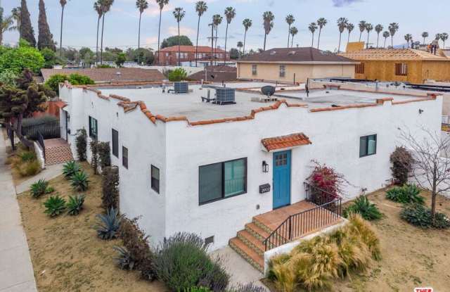 2902 West Blvd photos photos