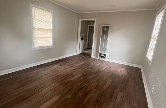 Newly Renovated Unit in Heart of Memphis Gallery 3