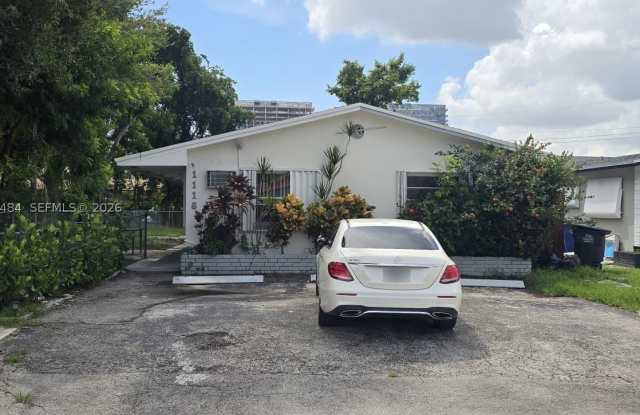 1118 NE 2nd Ct Gallery 1