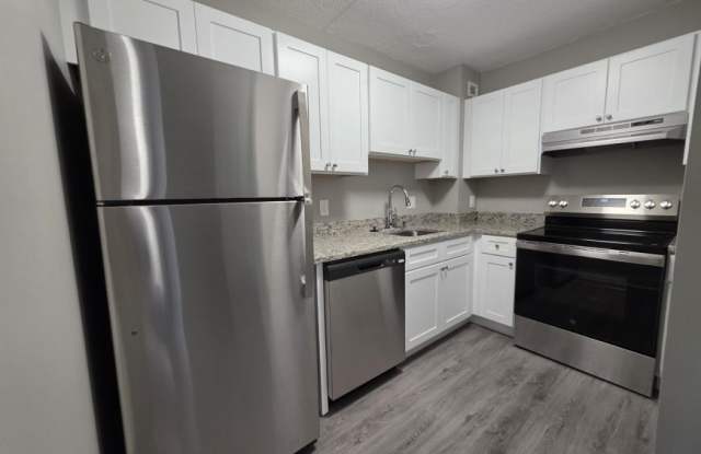 15 South Point Dr. photos photos
