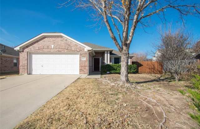 3604 Chapin Court - 3604 Chapin Court, Fort Worth, TX 76116