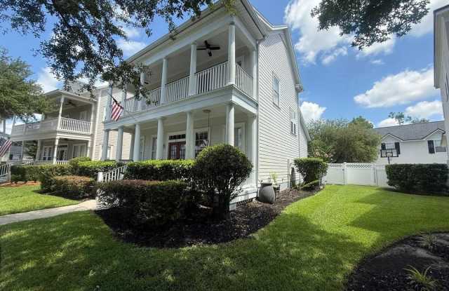 813 Oak Shadows Road photos photos