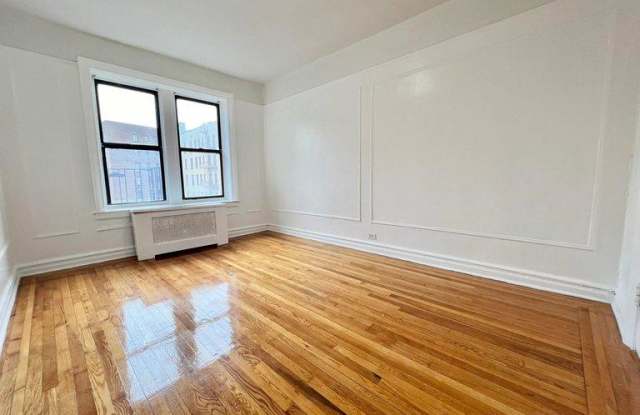 1001 Walton Avenue photos photos