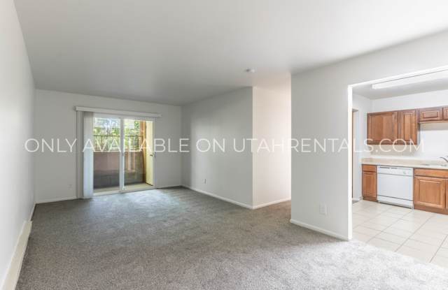 4900 S Highland Cir photos photos