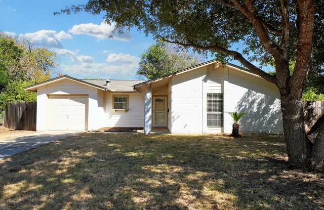 Move-In Ready 4-Bedroom Gem in the Heart of Schertz! - Realtor Commission: $400 photos photos