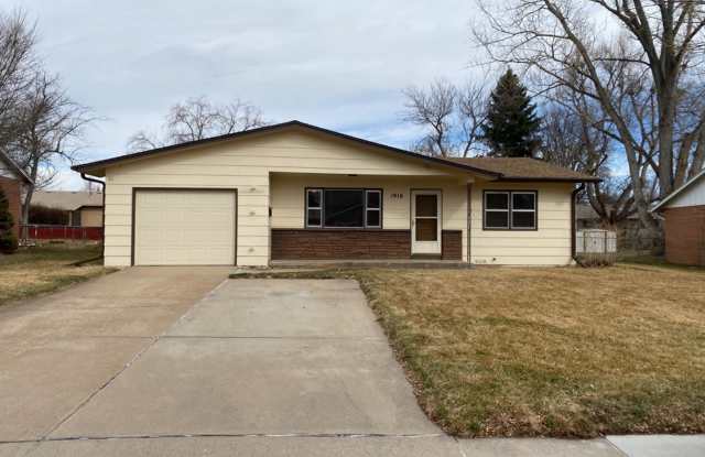 STUDENTS WELCOME! Single-Family Ranch Home in West Ft. Collins w/ Fenced Yard, Lawn Care Included! photos photos STUDENTS WELCOME! Single-Family Ranch Home in West Ft. Collins w/ Fenced Yard, Lawn Care Included! photos photos