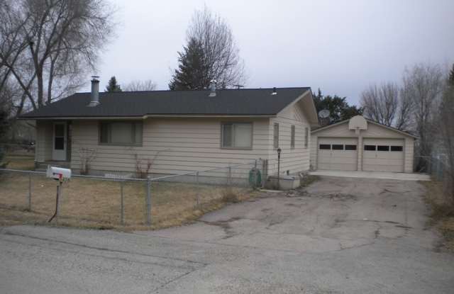 3 bedroom home in Lower Miller Creek photos photos