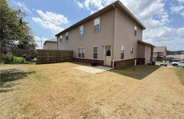 603 SW Loudon Drive Gallery 4