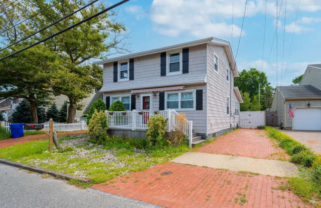 203 Bridge Avenue - 203 Bridge Avenue, Point Pleasant, NJ 08742