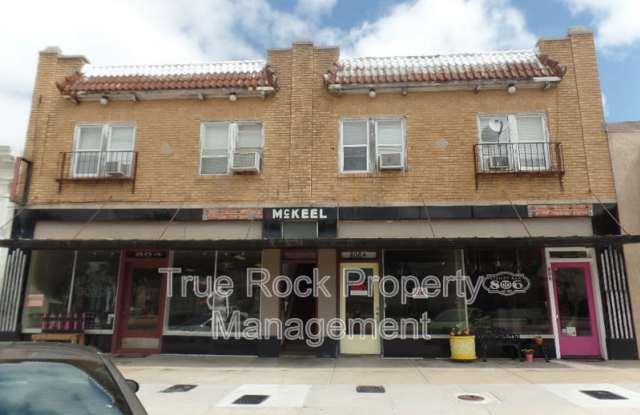 804 E Main Apt 1 photos photos