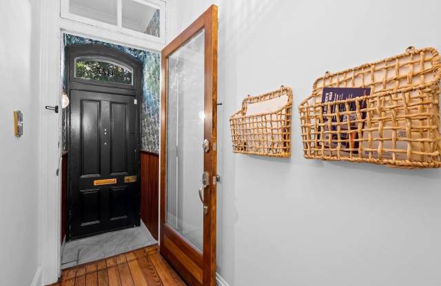 1427 BOLTON Street Gallery 3