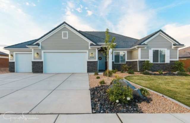 3167 East Red Cedar Drive Gallery 1