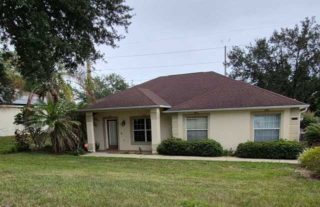 3/2 Located In Clermont photos photos 3/2 Located In Clermont photos photos