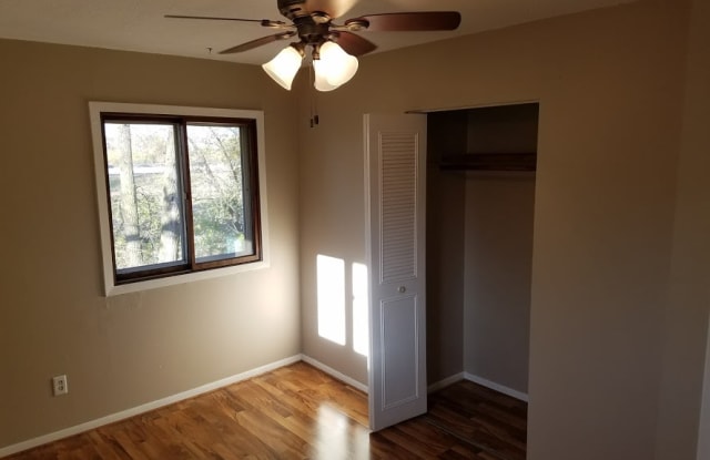 5751 Quincy Street - 1 photos photos