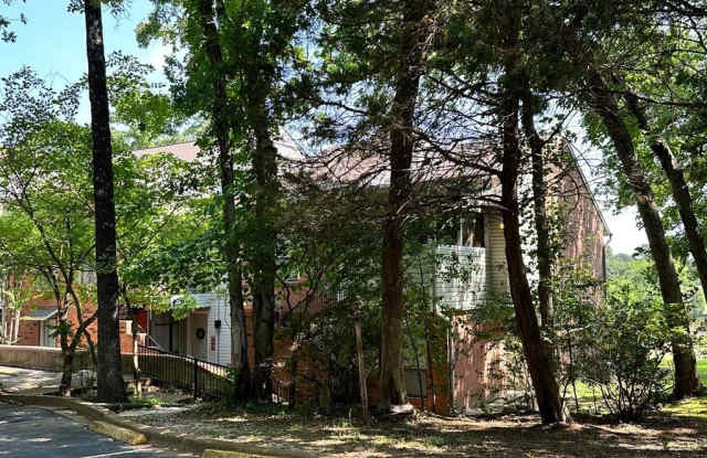 801 Country Club Cir photos photos