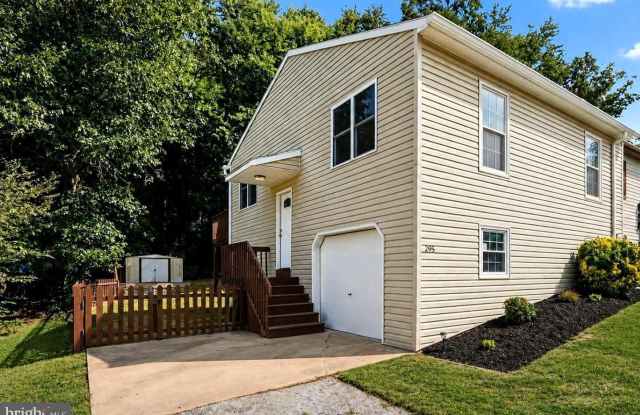 295 JUNIPER Drive Gallery 1