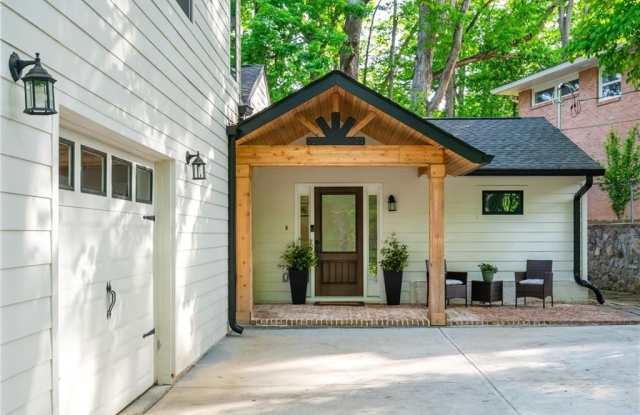 1461 Lively Ridge Road NE Gallery 2