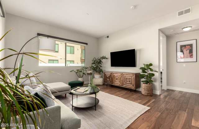 7300 E EARLL Drive unit: 2001 photos photos