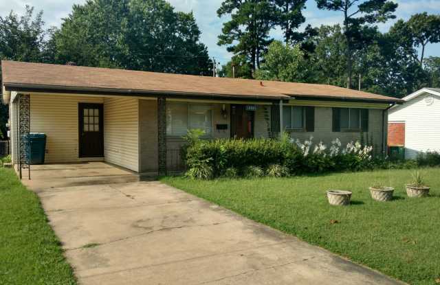 Welcome home to 10005 Raymond - West Little Rock, Newly updated, For Rent, *Please read the full description* photos photos