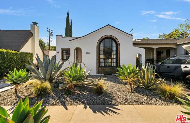 8822 Rosewood Ave photos photos