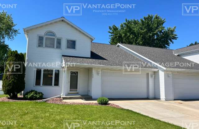 1629 Ponderosa Avenue - 1629 Ponderosa Avenue, Ashwaubenon, WI 54313