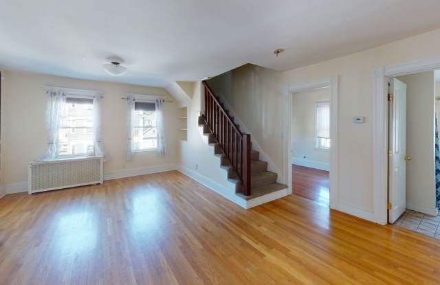Spacious 4BR Condo in Brighton | Parking Included | Student Friendly photos photos