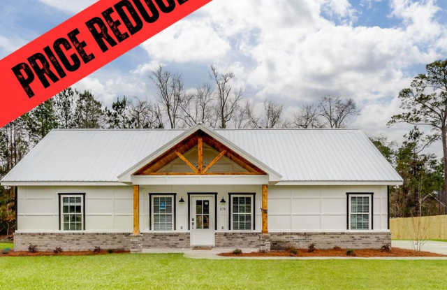 Charming 3BR/2BA Home with Open Layout & Fenced Yard in Rincon photos photos