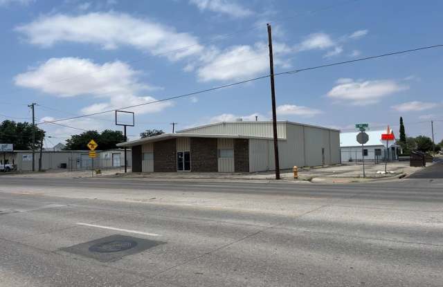 1400 W 2nd St photos photos