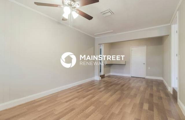 1308 South Locust Avenue Gallery 4
