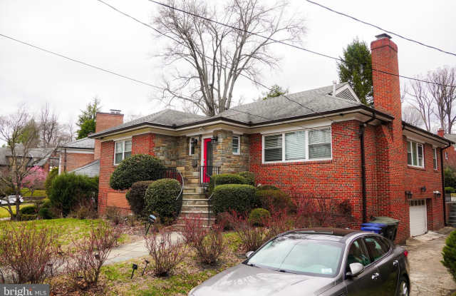 1633 KALMIA Road NW photos photos