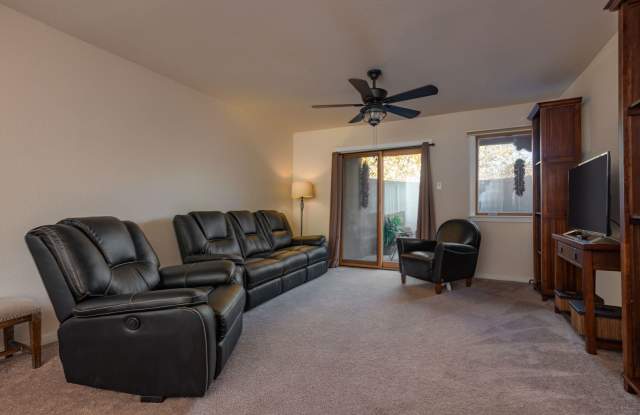 Fully Furnished Ground Level Available Now! photos photos