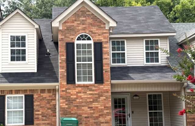 End Unit Harvestwood Townhome Gallery 1