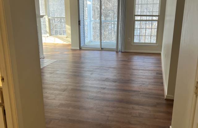 4408 Silverbrook Lane Gallery 2