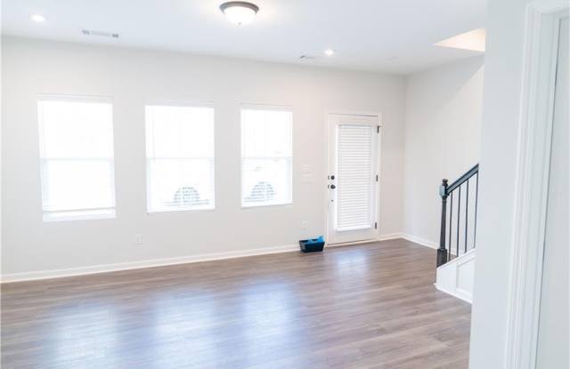 2675 Whistler Way NE Gallery 3