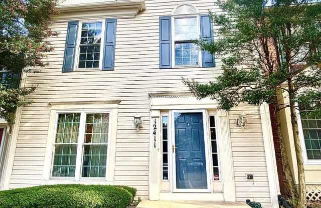 12411 CARTERS GROVE Place - 12411 Carters Grove Place, Fairland, MD 20904