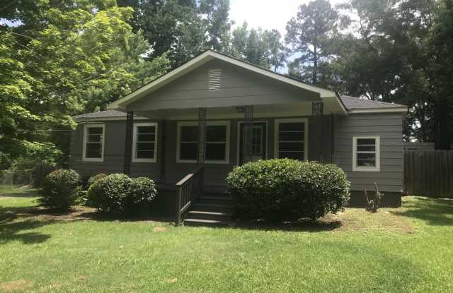 ***ON HOLD**2 Bedroom / 1 Bathroom Home for Rent in North Columbus, GA*** photos photos