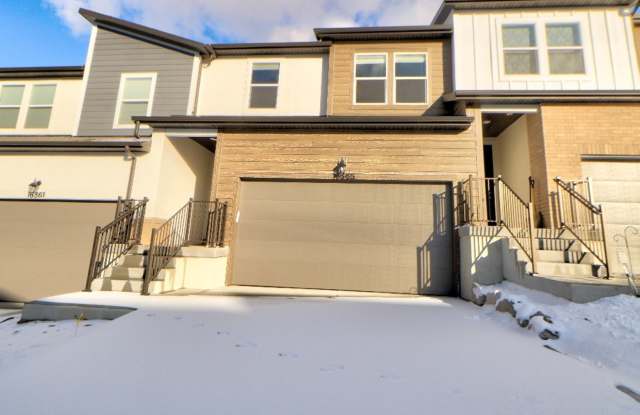 Pet Friendly Brand new Construction photos photos