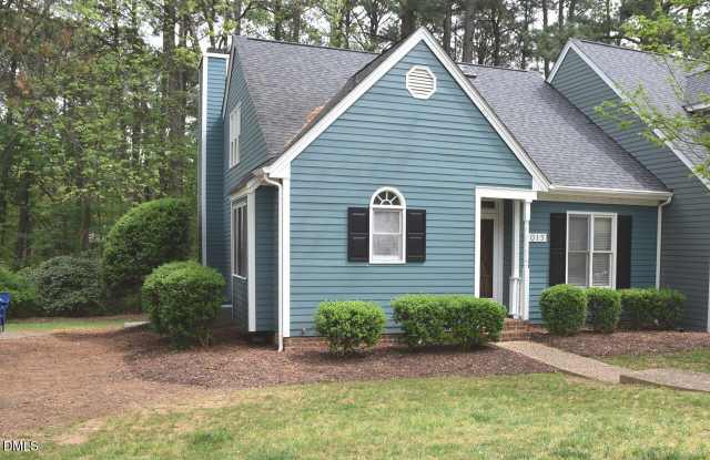 1015 Oak Lake Court photos photos